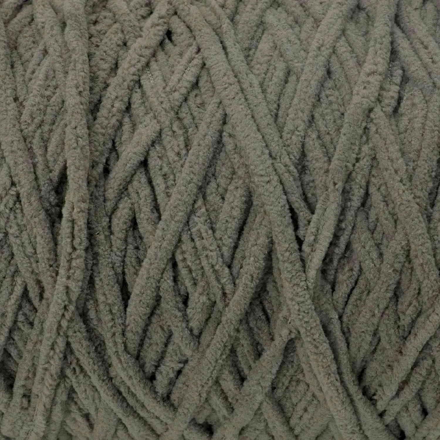 Super Bulky Chenille Yarn #6, 100g Velvet Soft No-Fray Yarn for Crocheting, 50+ Colors - Image 88
